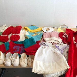 VINTAGE LOT of Cabbage Patch Kids Clothes Bibs & Shoes #F77